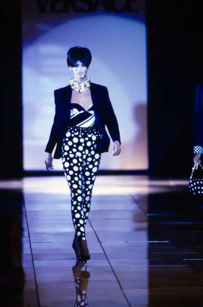 Look 25